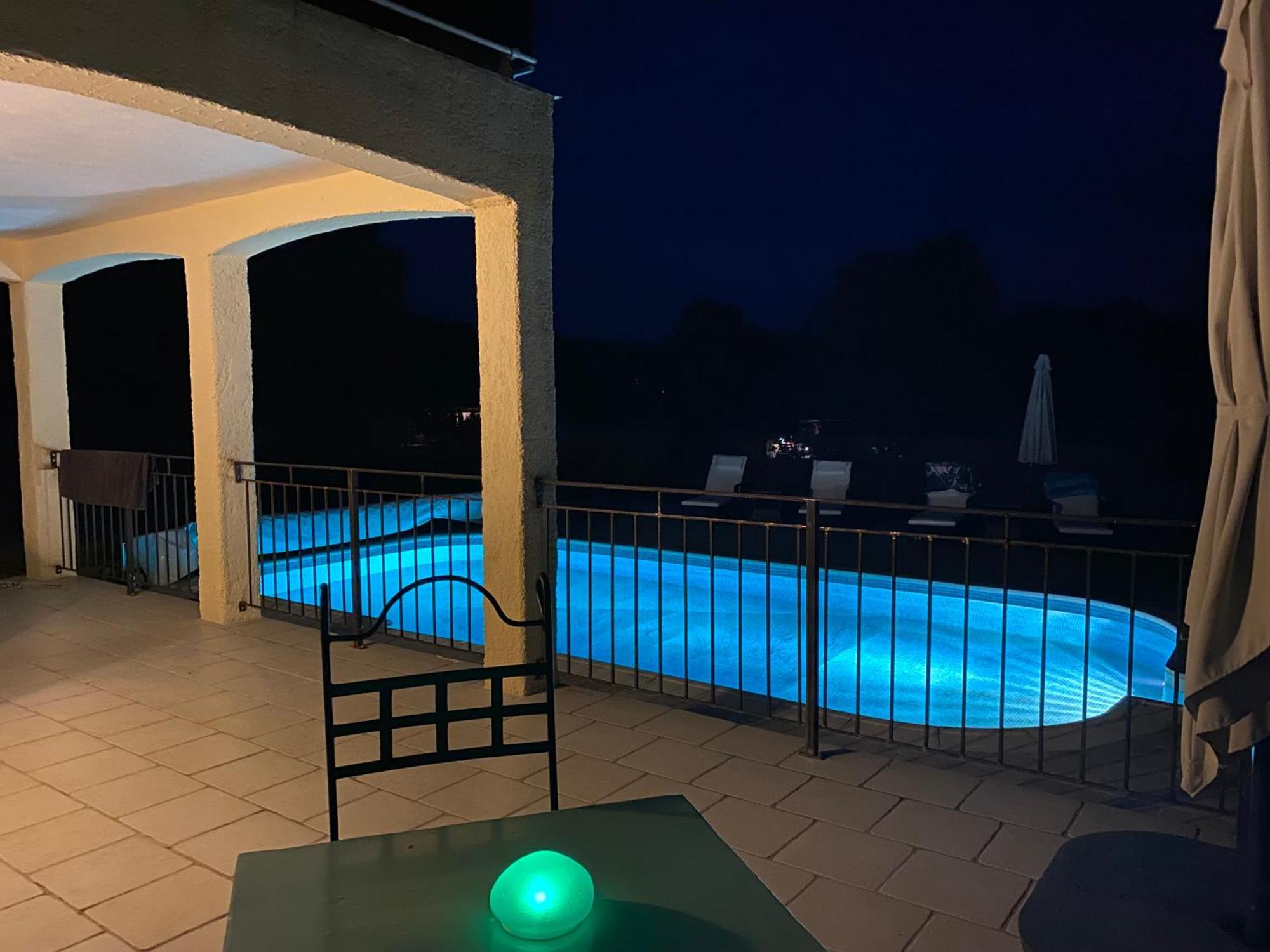 Bed and Breakfast L'Eveil En Provence Entrecasteaux Exterior foto